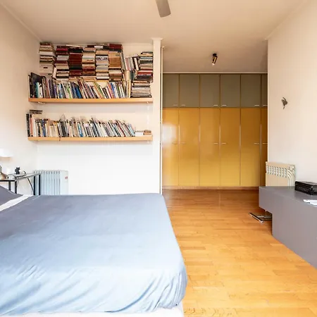 Lycabettus View Vintage Penthouse Flat In Exarchia *