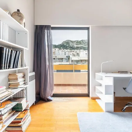 Apartment Lycabettus View Vintage Penthouse Flat In Exarchia *