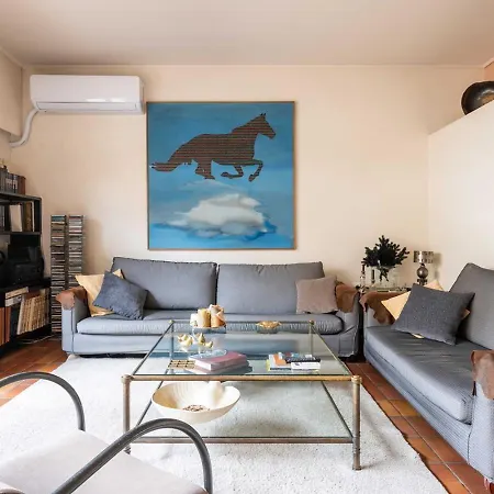 Lycabettus View Vintage Penthouse Flat In Exarchia Apartment *